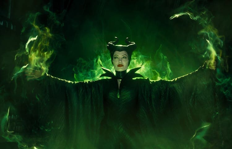Zloba – Královna černé magie / Maleficent – recenze