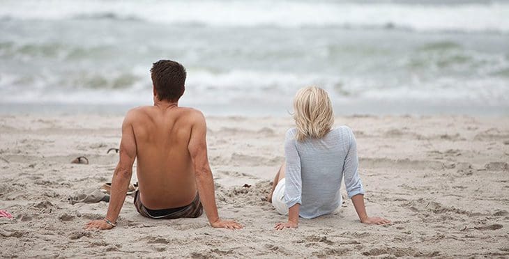 Bezpečný přístav / Safe Haven – recenze